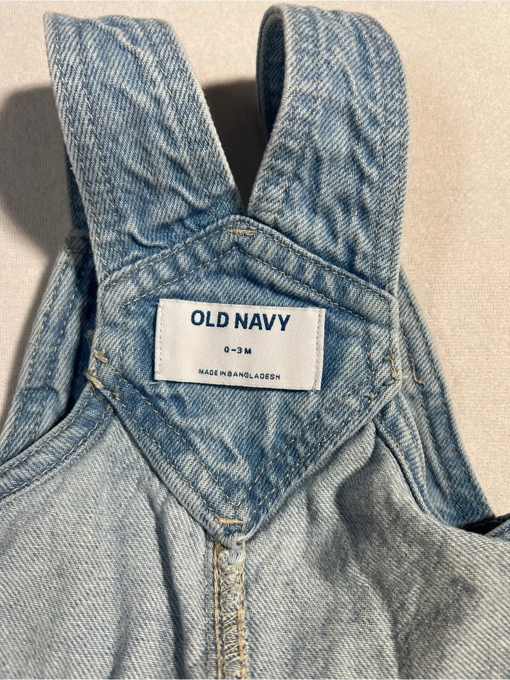 Old Navy Baby Girl Denim Bubble Overall Romper Light Wash 0-3 Months
